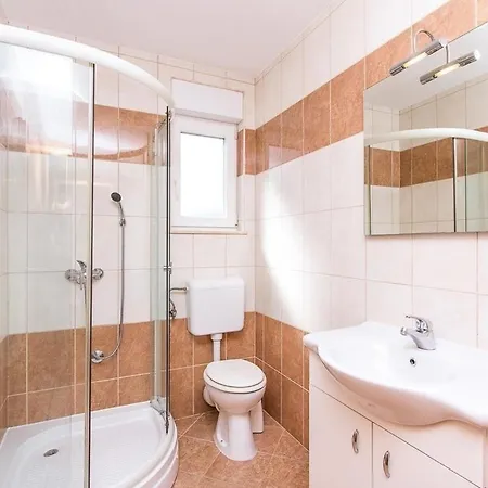 Ferienwohnung Fur 5 Personen Ca 58 Qm In Medulin, Istrien Sudkuste Von Istrien - B55584 Apartament Medulin